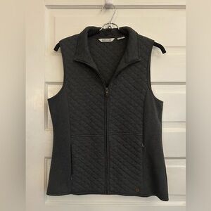 NWOT Orvis Gray Quilted Vest, size M